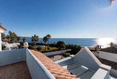 long term rent, lease, marbella beach, modern, 5 bedrooms, sea views, frontline beach, wow, stunning, luxury, furnished, quality, elegance, security, peace