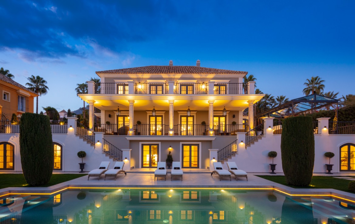 Brand New Villa Sierra Blanca, Marbella, luxury, modern, scandinavian, sun, beach, security, golden mile, investment opportunity, turnkey, furnished, sea