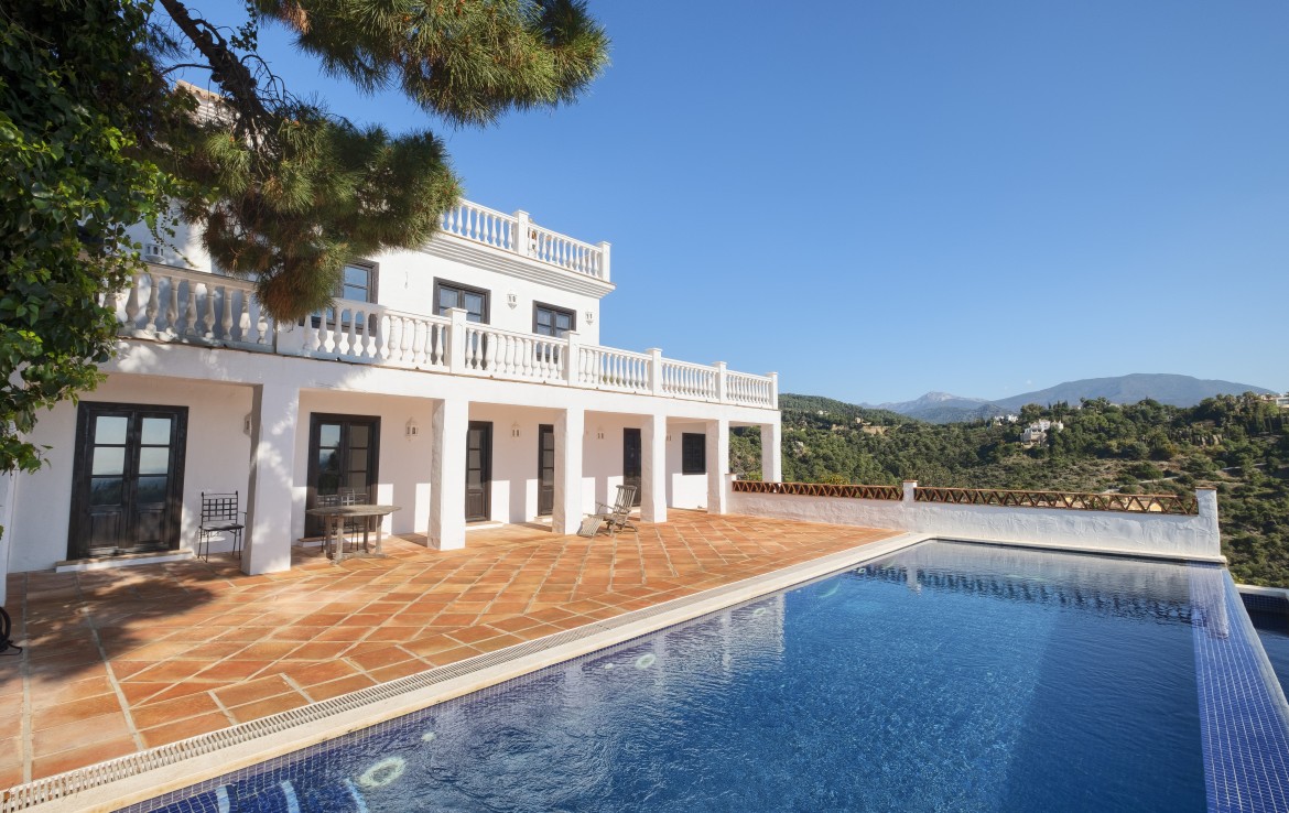 el madroñal villa open views, sea views, benahavis, la zagaleta, panoramic views, infitnity pool, marbella, costa del sol, luxury, modern, fix to flip, gated